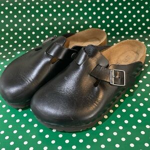 Birkenstock 37 all black slides